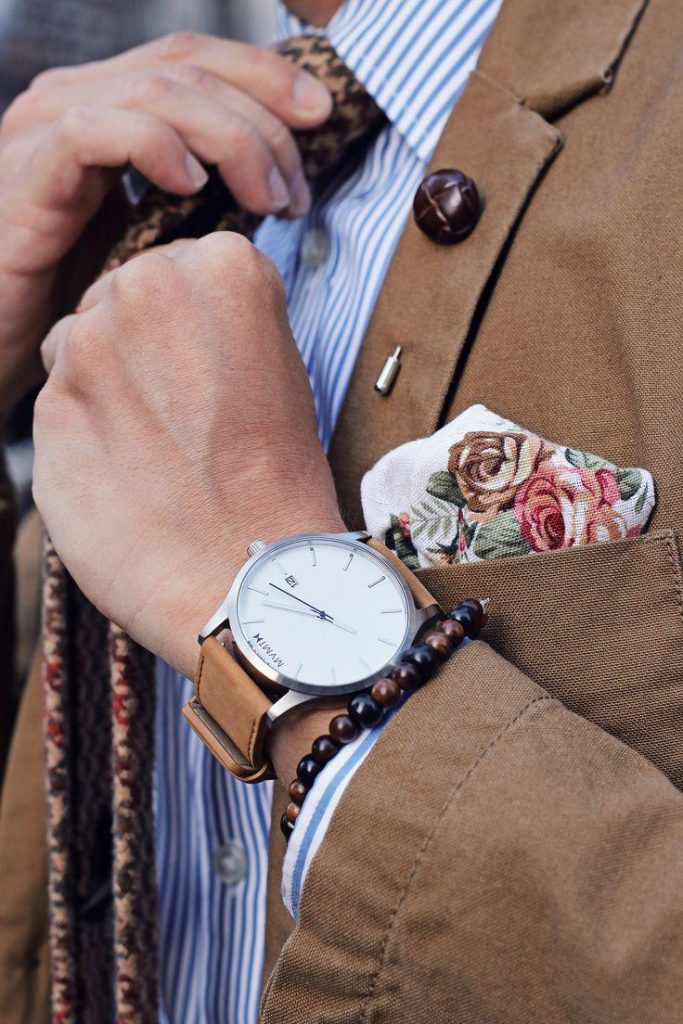 Ways To Pair Watches With Your Outfit